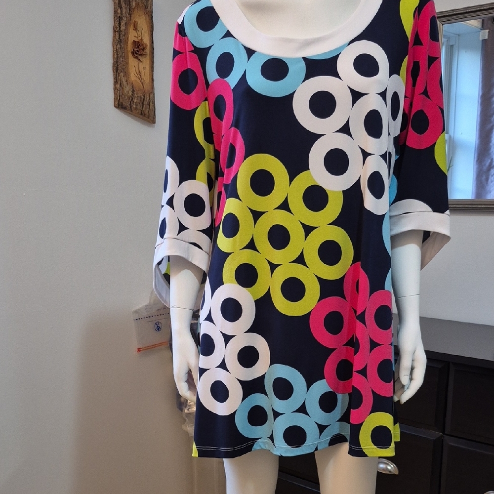 Geometric Pattern Women's Tunic Top